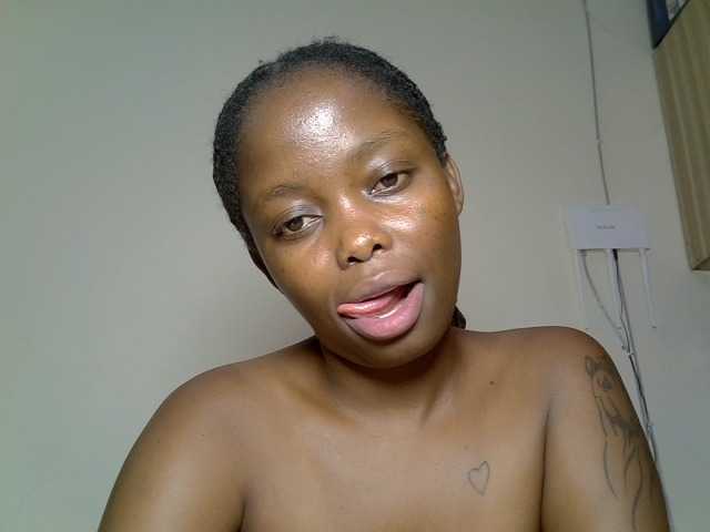 DASAH-1 live cam on BongaCams