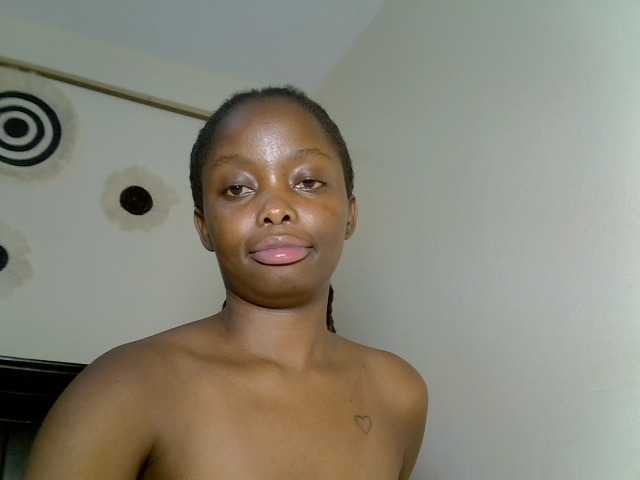 DASAH-1 live cam on BongaCams