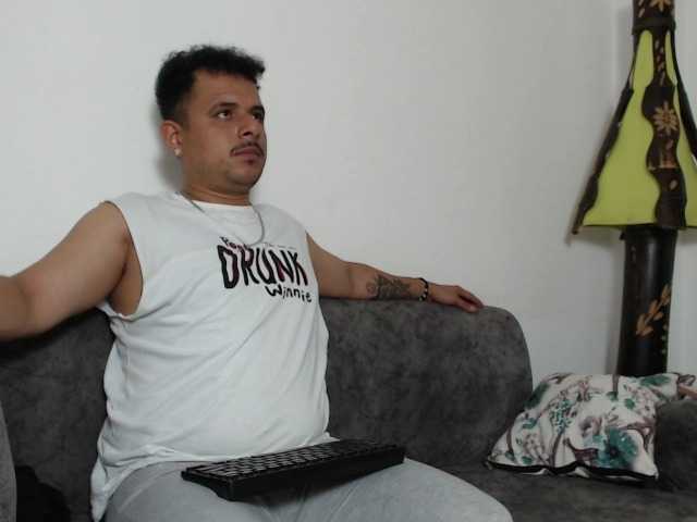 sex-house47 live cam on BongaCams