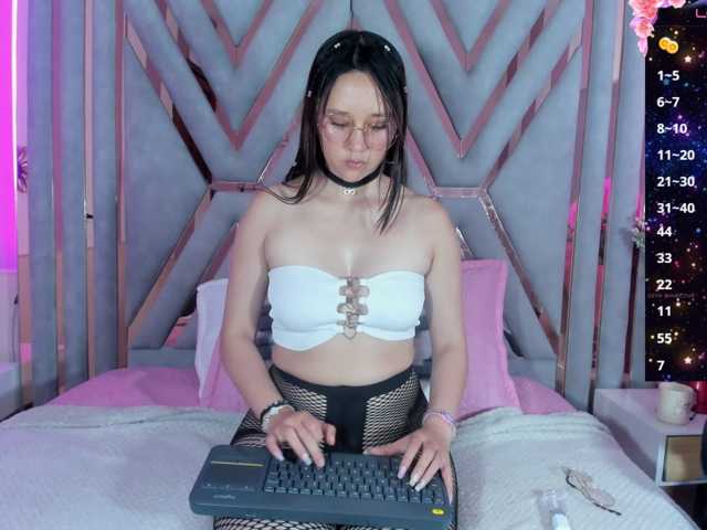 lunita-bliss live cam preview