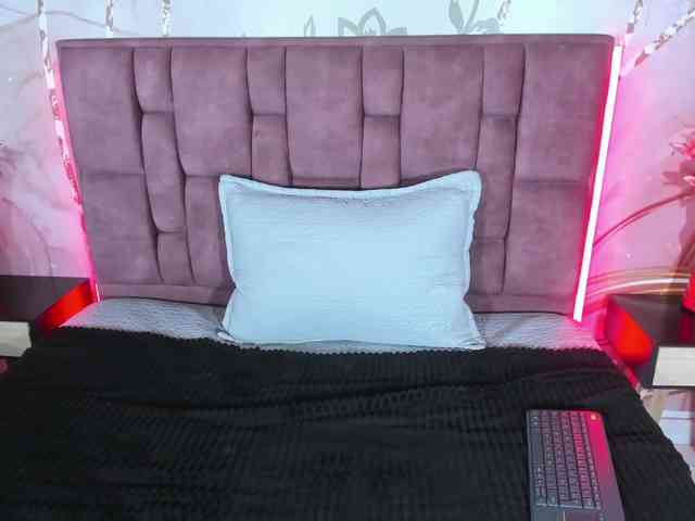 lunita-bliss webcam