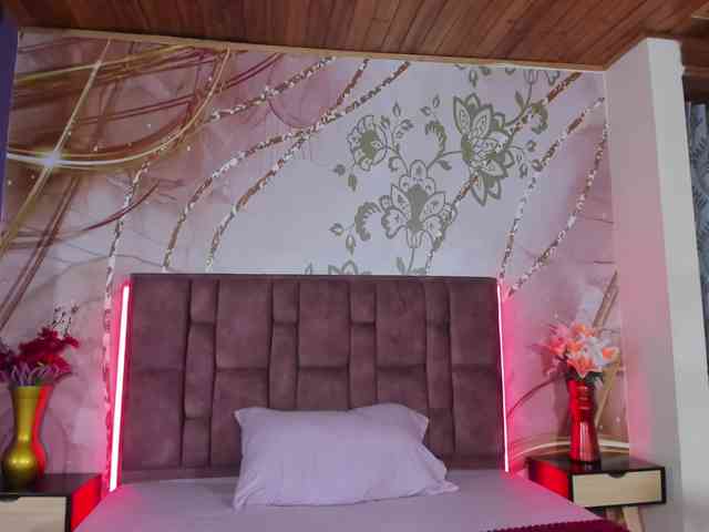 lunita-bliss webcam