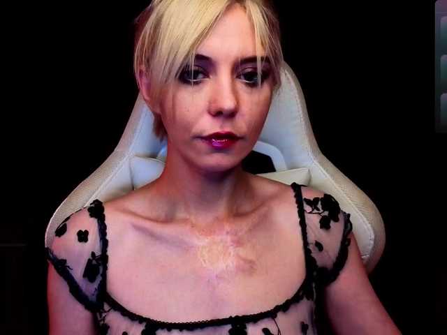 blondice live sex show