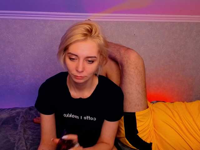 BlondIce's BongaCams show and profile