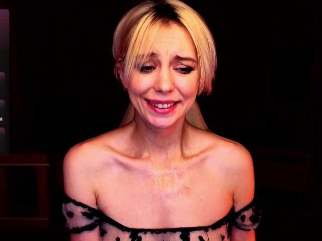 BlondIce Live Cam on BongaCams