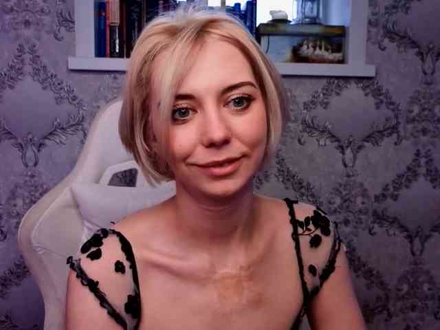 BlondIce webcam