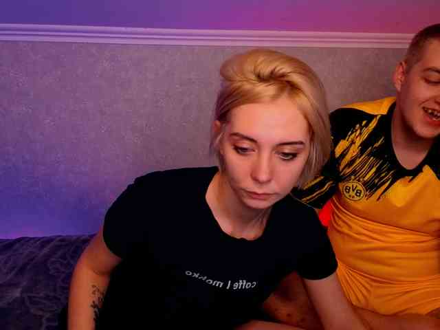 BlondIce webcam