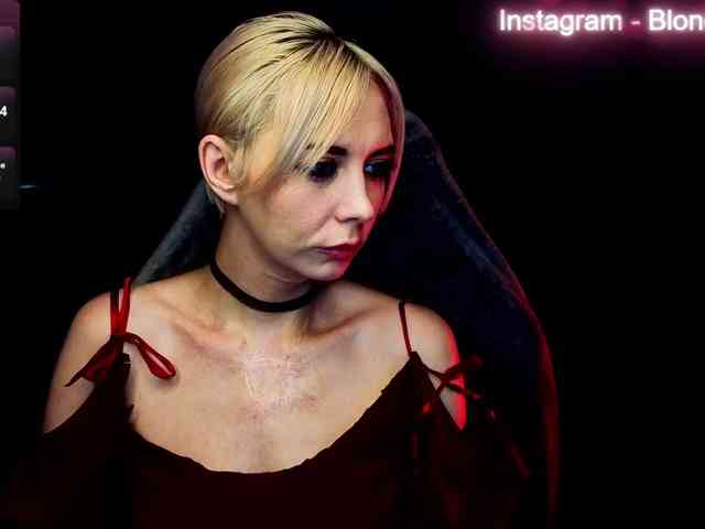 BlondIce webcam