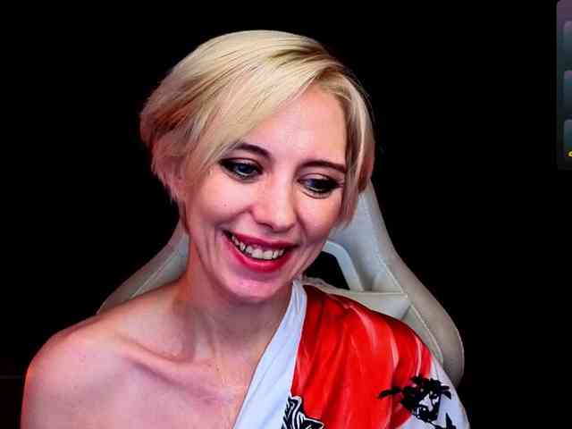 BlondIce