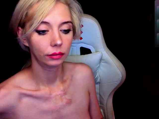 BlondIce webcam