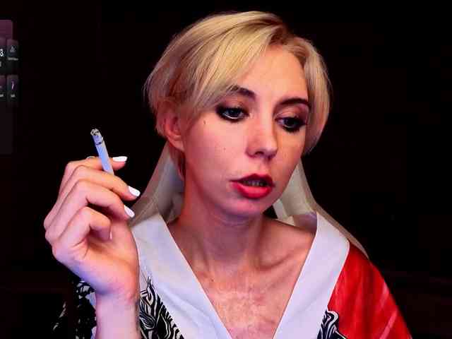 BlondIce webcam