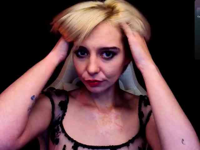 BlondIce webcam