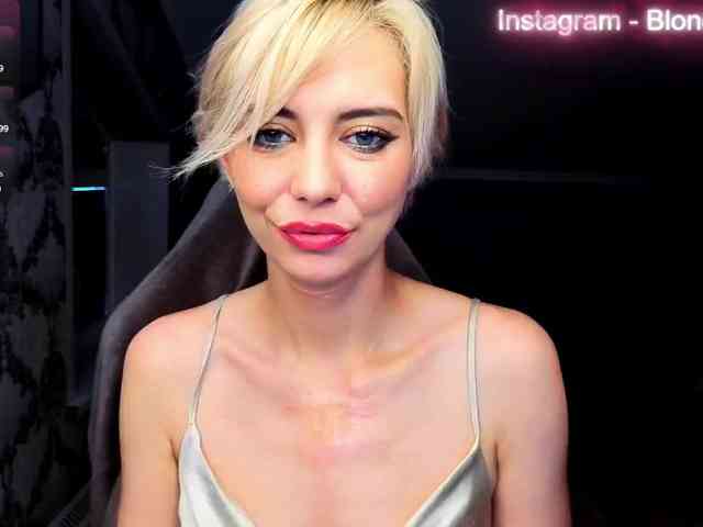 BlondIce webcam