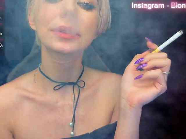 BlondIce webcam