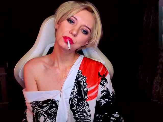 BlondIce webcam