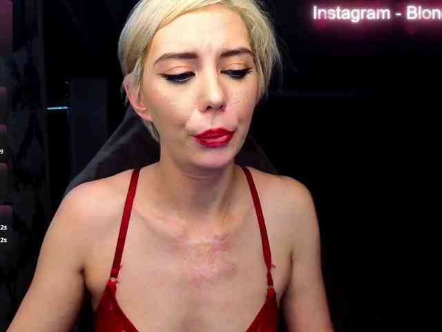 BlondIce webcam
