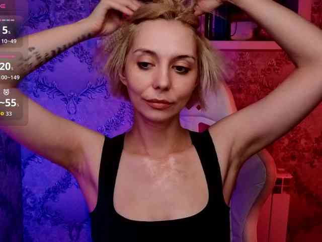 BlondIce webcam