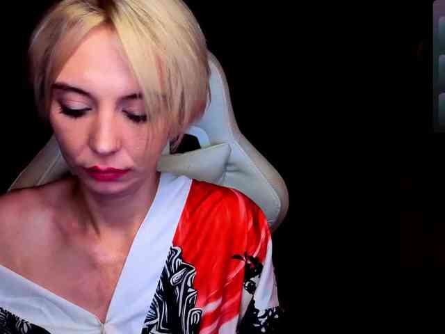 BlondIce webcam
