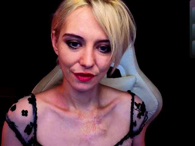BlondIce webcam