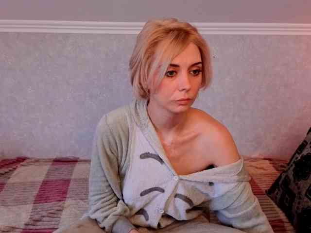 BlondIce Live Webcam on BongaCams