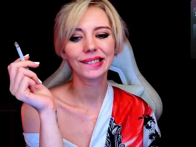 BlondIce webcam