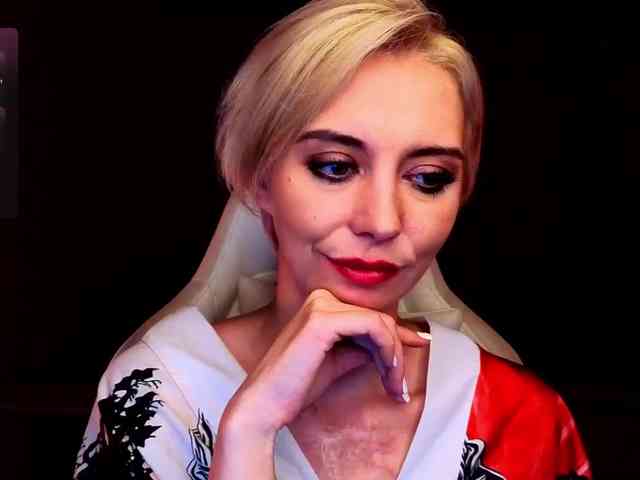 BlondIce webcam