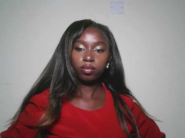 Sexxytrinityy live cam on BongaCams