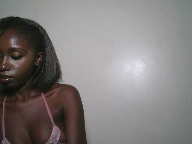 Sexxytrinityy live cam on UnifiedCams