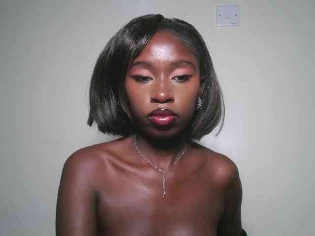 Boughie-birdy webcam