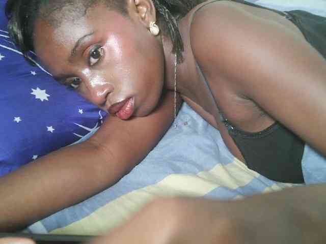 Boughie-birdy webcam