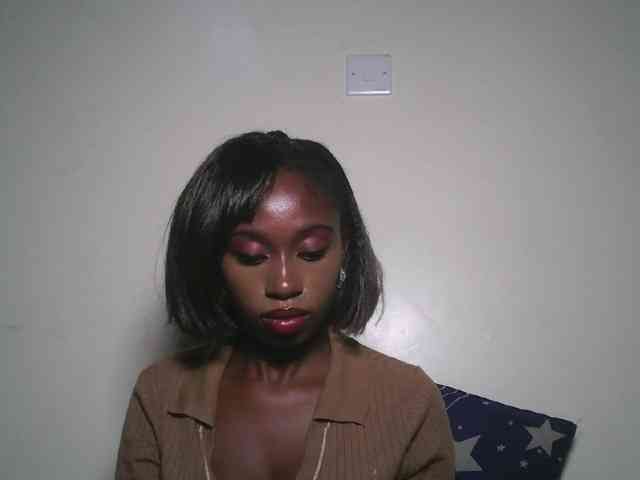 Boughie-birdy webcam