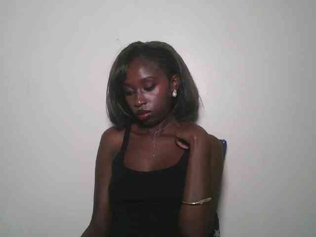 Boughie-birdy webcam