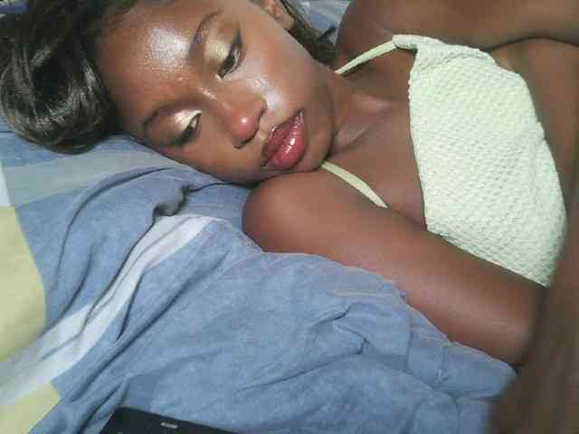 Boughie-birdy webcam