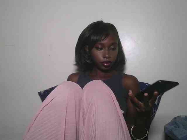 Boughie-birdy webcam