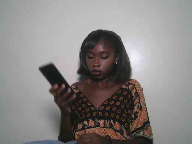 Boughie-birdy webcam