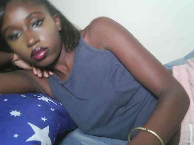 Boughie-birdy webcam