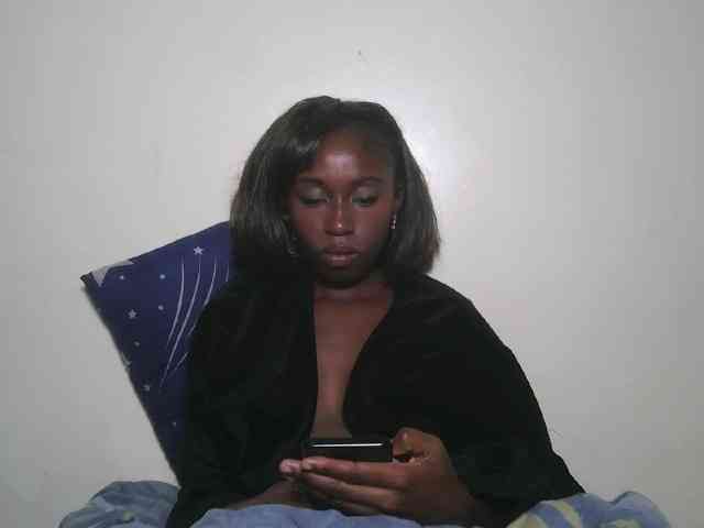 Boughie-birdy webcam