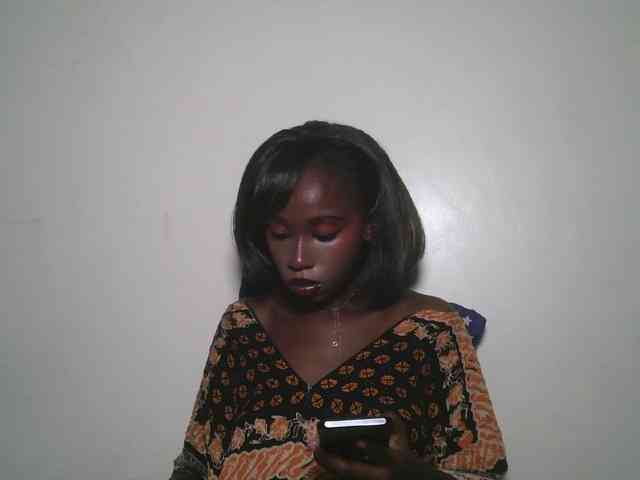 Boughie-birdy webcam