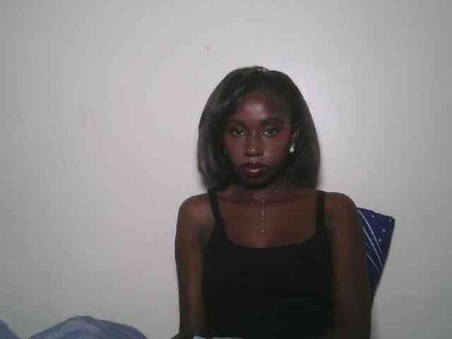 Boughie-birdy webcam