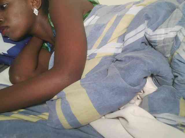 Boughie-birdy webcam