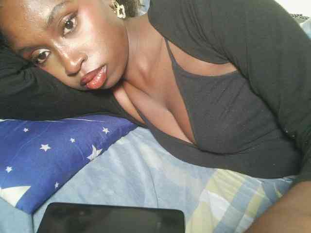 Boughie-birdy webcam
