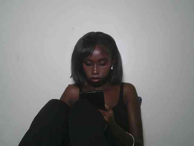Boughie-birdy webcam