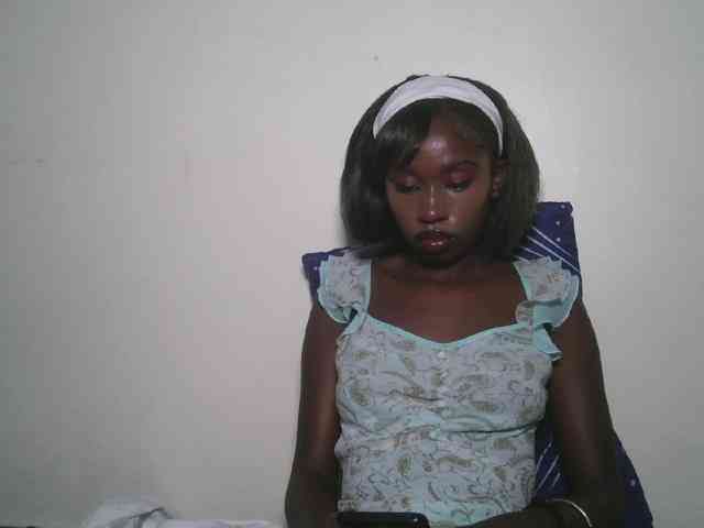 Boughie-birdy webcam