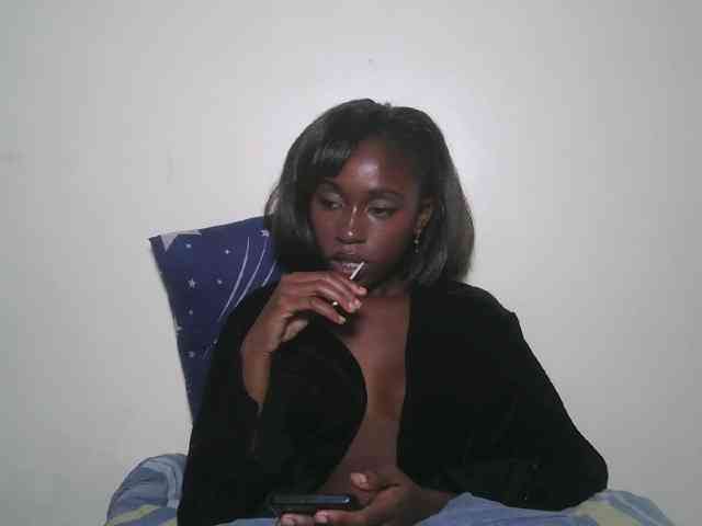 Boughie-birdy webcam