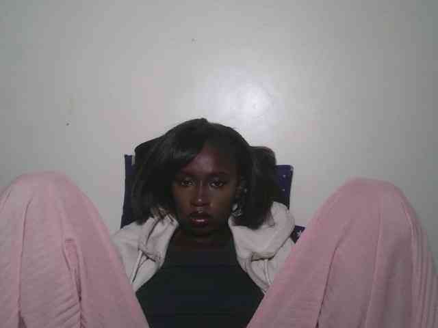 Boughie-birdy webcam