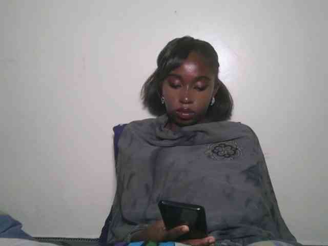 Boughie-birdy webcam
