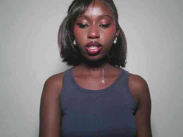 Boughie-birdy webcam