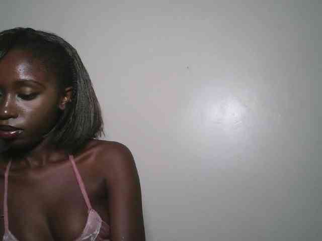 Boughie-birdy webcam