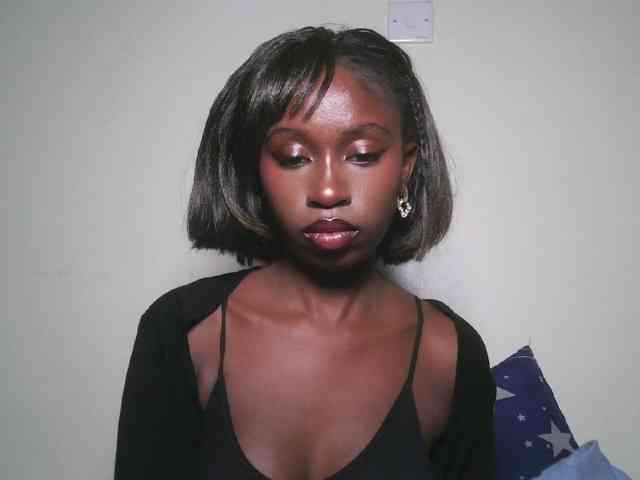 Boughie-birdy webcam