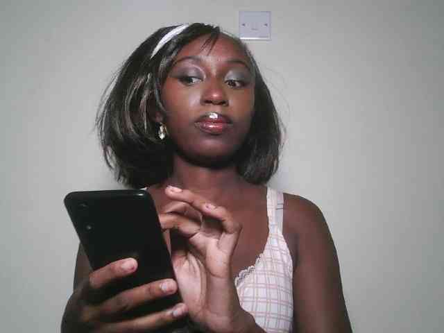 Boughie-birdy webcam
